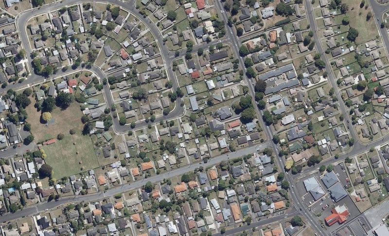 76 Marshall Street, Fairfield, Hamilton - Carousel 1