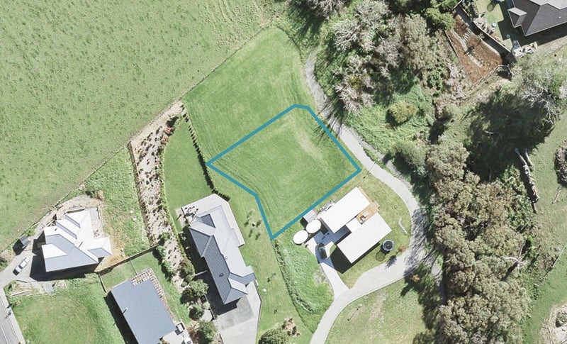 25 Laly Haddon Place, Matakana, Warkworth - Carousel 1