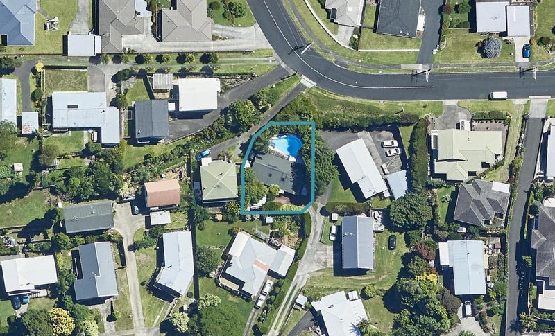23 Emily Place, Bellevue, Tauranga - Carousel 1