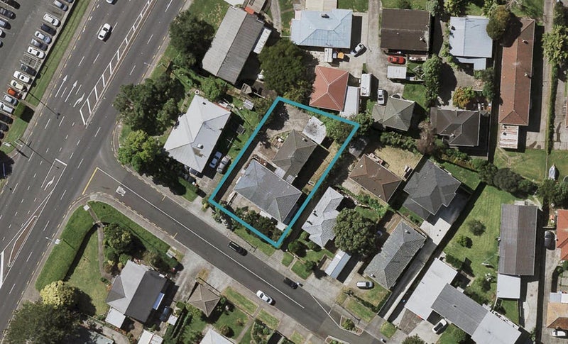 3/2 Roslyn Road, Mount Wellington, Auckland - Carousel 1