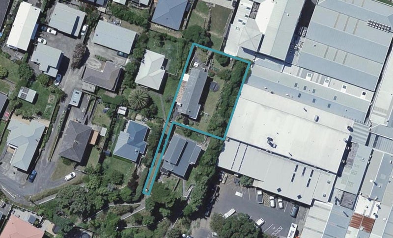 15 Camperdown Road, Miramar, Wellington - Carousel 1