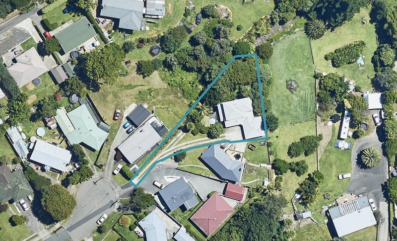 23 Sharyn Place, Brookfield, Tauranga - Carousel 1