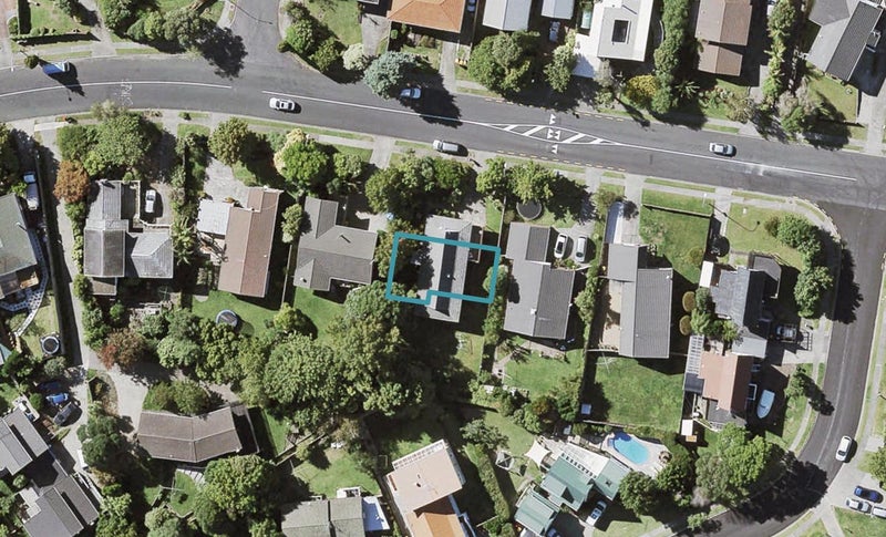 115B Oaktree Avenue, Browns Bay, Auckland - Carousel 1