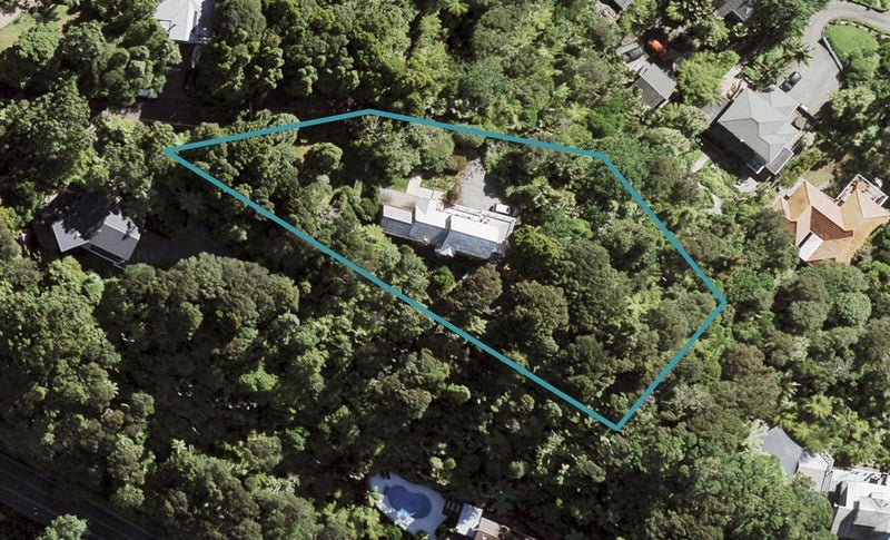 15 Westridge Road, Titirangi, Auckland - Carousel 1