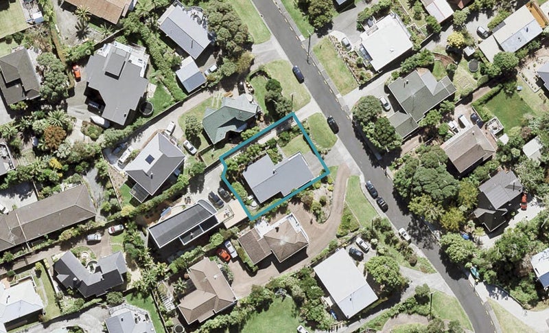 20A Long Bay Drive, Torbay, Auckland - Carousel 1