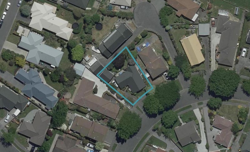 54 Karnak Crescent, Russley, Christchurch - Carousel 1