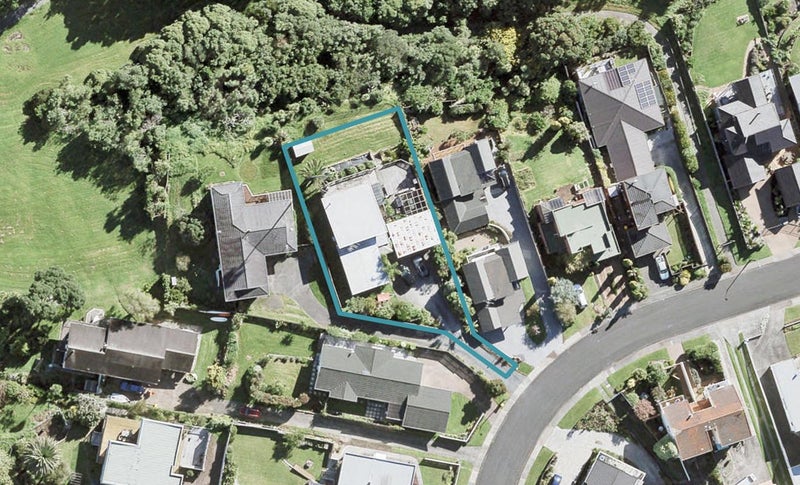 51 Rosario Crescent, Red Beach, Whangaparāoa - Carousel 1