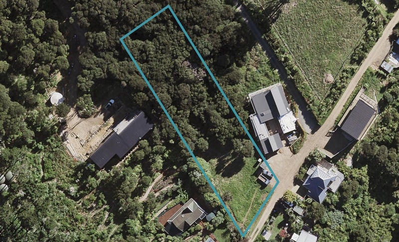 62C Hill Road, Palm Beach, Waiheke Island - Carousel 1