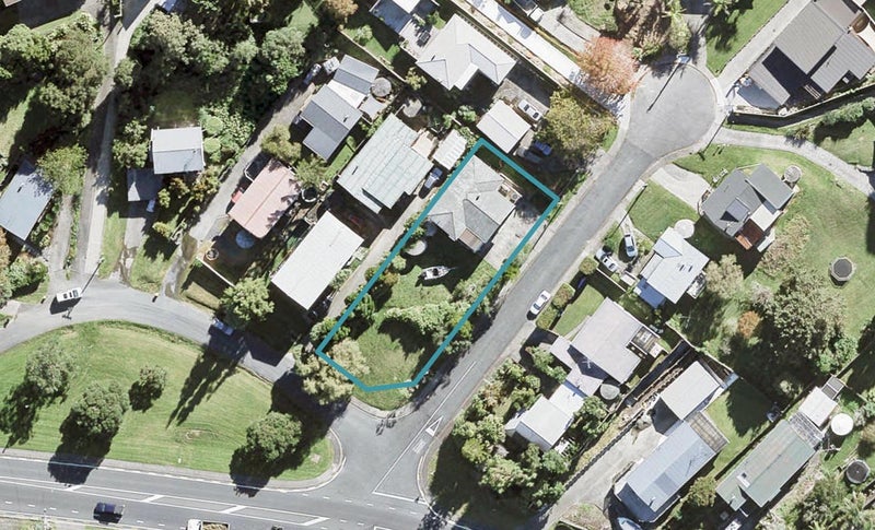 2 Wiriana Place, Stanmore Bay, Whangaparaoa - Carousel 1