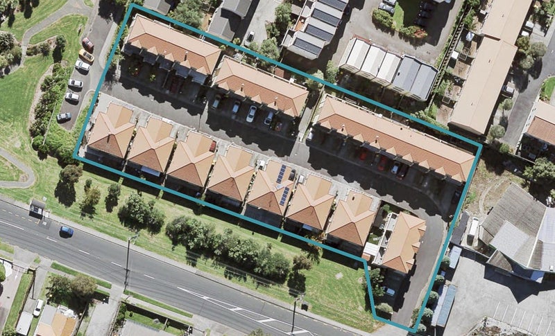 12/8 Margan Avenue, New Lynn, Auckland - Carousel 1