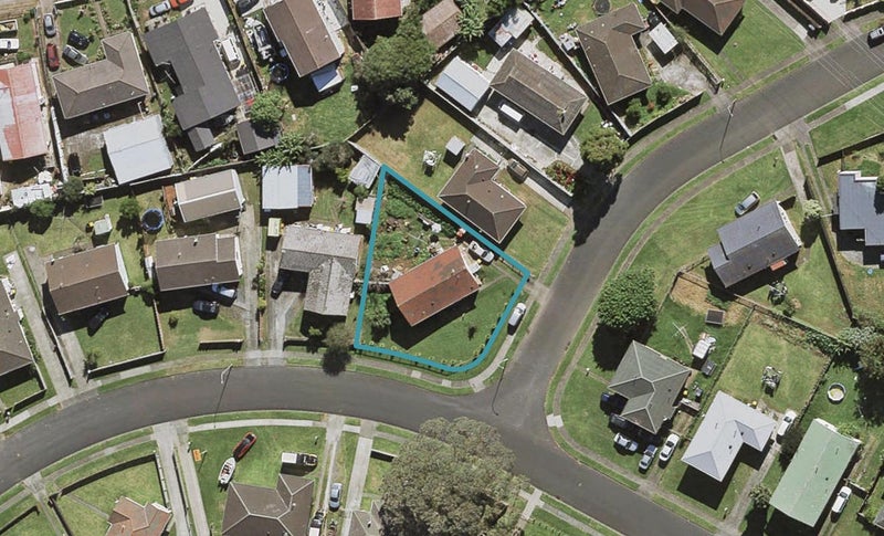57 Chadwick Crescent, Mangere East, Auckland - Carousel 1