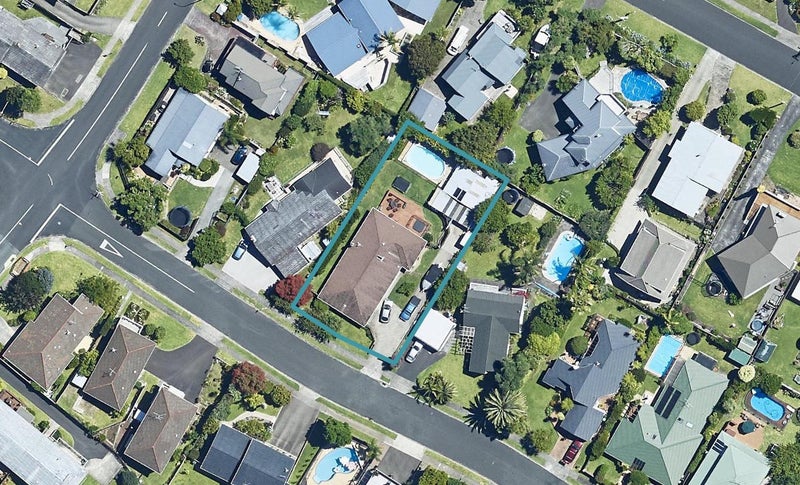 5 Takapu Street, Matua, Tauranga - Carousel 1