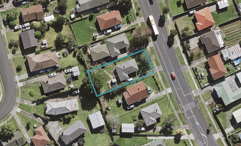 83 Bader Drive, Mangere, Auckland - Carousel 1