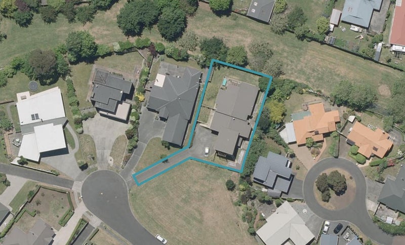 4 Cotswolds Close, Otamatea, Whanganui - Carousel 1