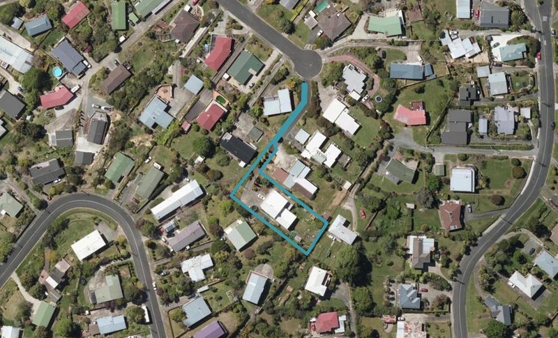 26 Mountain Road, Morningside, Whangarei - Carousel 1