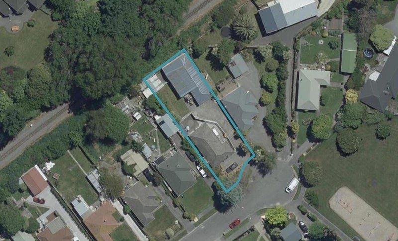 29 Canberra Place, Redwood, Christchurch - Carousel 1