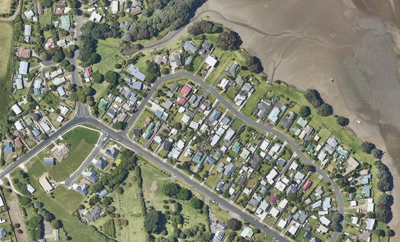 31A Roretana Drive, Athenree, Waihi Beach - Carousel 1