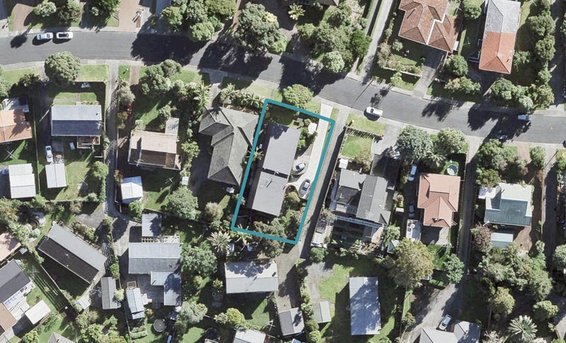 19B Amorino Drive, Red Beach, Whangaparāoa - Carousel 1
