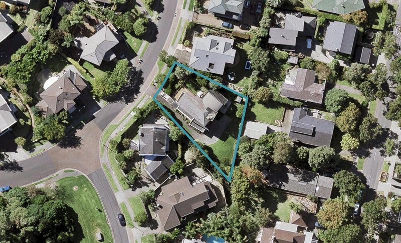 25 Summerhill Place, St Heliers, Auckland - Carousel 1