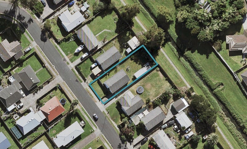 24 Ventura Street, Māngere, Auckland - Carousel 1