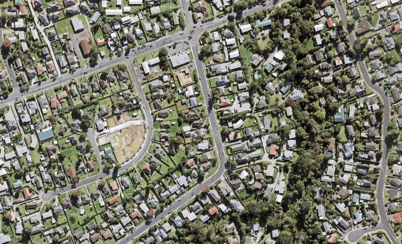 50 Lancaster Road, Beach Haven, Auckland - Carousel 1