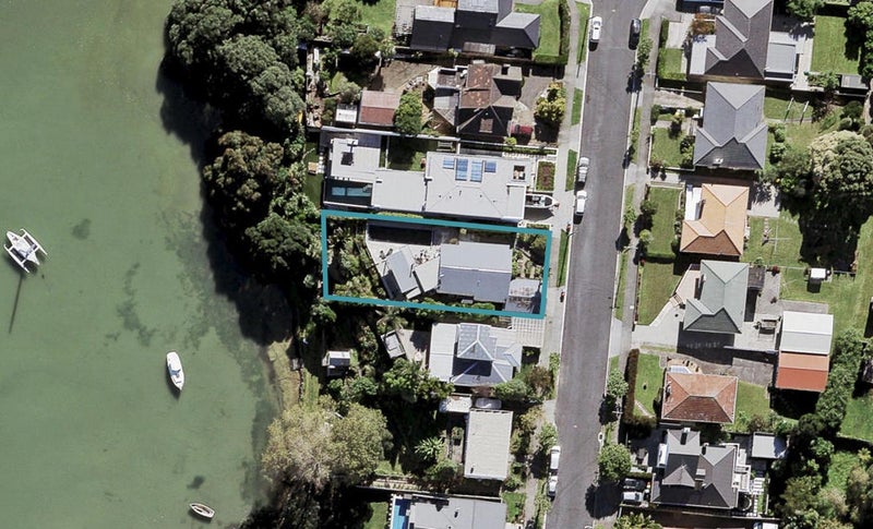 26 Westmere Park Avenue, Westmere, Auckland - Carousel 1