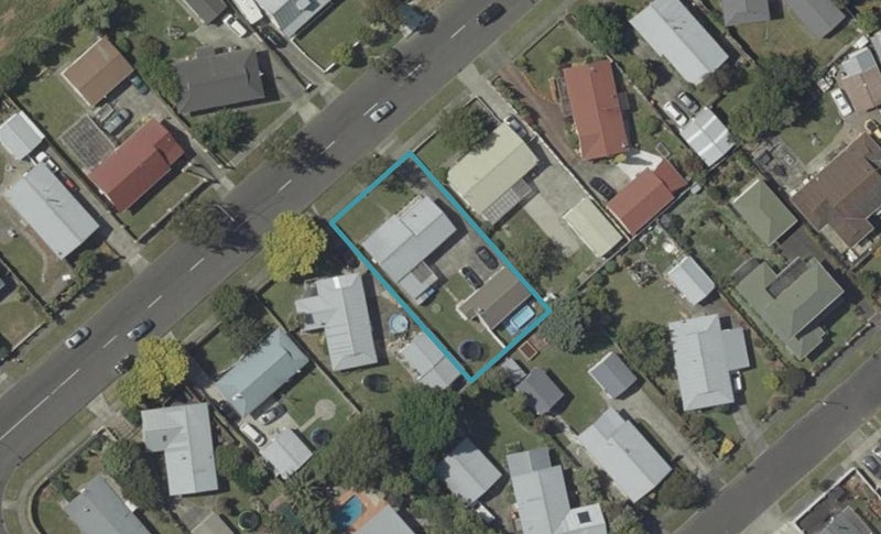 84 Benmore Avenue, Cloverlea, Palmerston North - Carousel 1