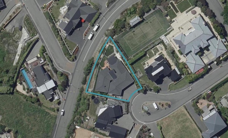 8 Millway Place, Huntsbury, Christchurch - Carousel 1