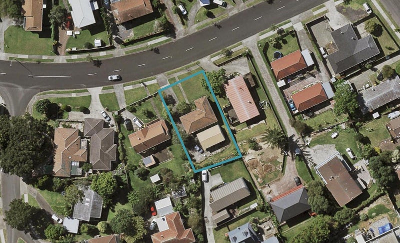 35 Charntay Avenue, Clover Park, Auckland - Carousel 1