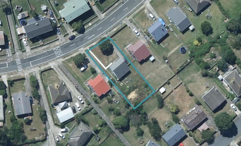 28 Corinna Street, Waitangirua, Porirua - Carousel 1