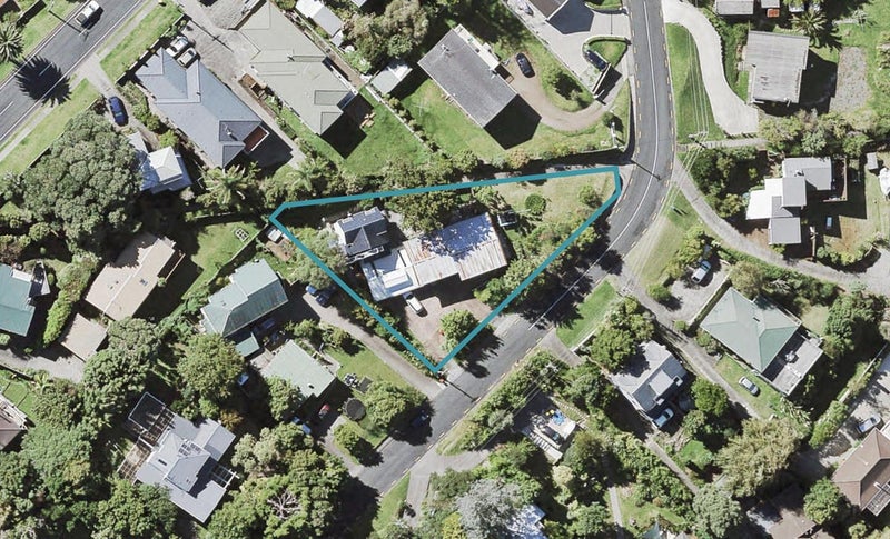 21 Nigel Road, Browns Bay, Auckland - Carousel 1
