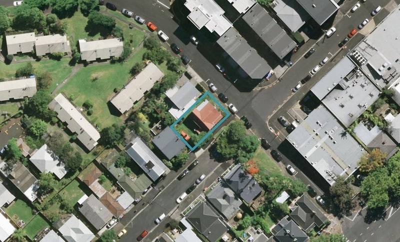 28 Ireland Street, Freemans Bay, Auckland - Carousel 1