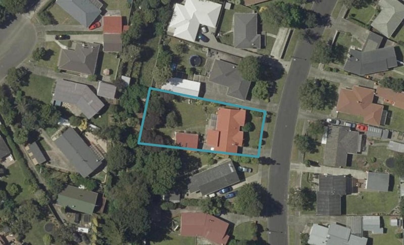 135 Ruamahanga Crescent, Terrace End, Palmerston North - Carousel 1