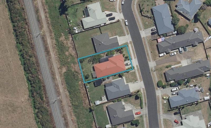 24 Kittyhawk Place, Melville, Hamilton - Carousel 1