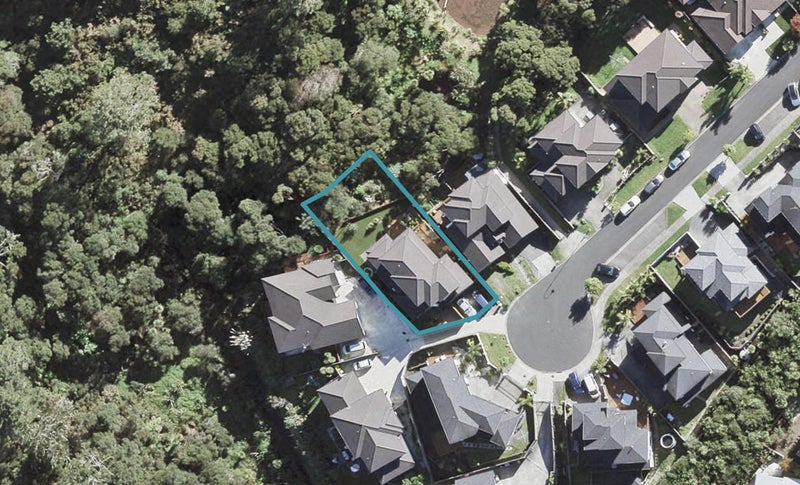 9 Stubbs Place, Fairview Heights, Auckland - Carousel 1