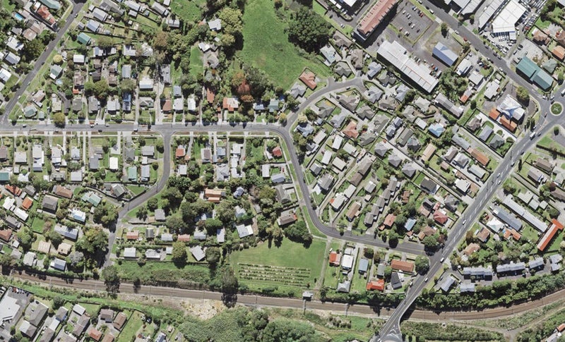 49C Clayburn Road, Glen Eden, Auckland - Carousel 1