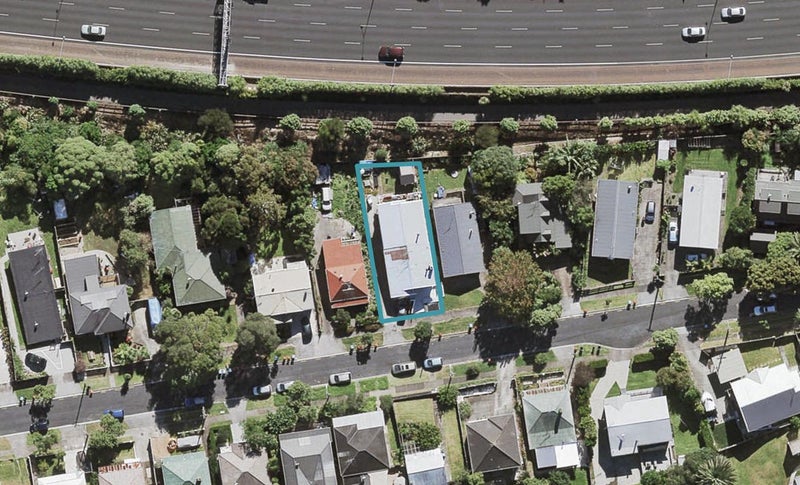 19 Fourth Avenue, Kingsland, Auckland - Carousel 1