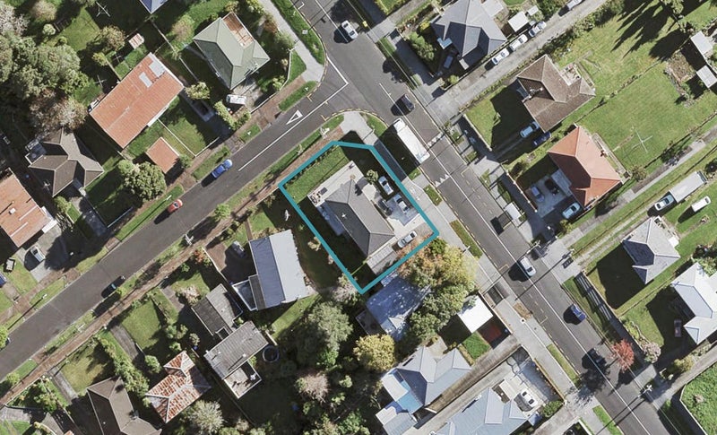 209 New Windsor Road, New Windsor, Auckland - Carousel 1
