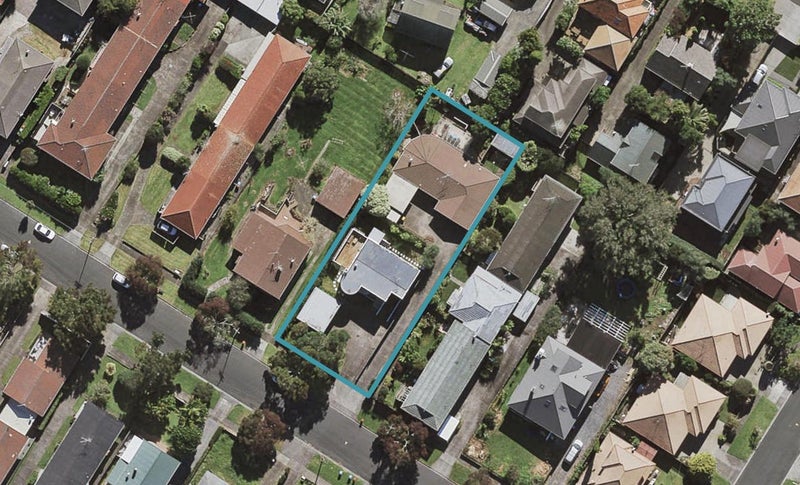 35B Tawhiri Road, One Tree Hill, Auckland - Carousel 1