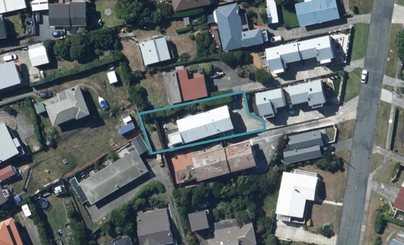 7 Lambley Road, Titahi Bay, Porirua - Carousel 1