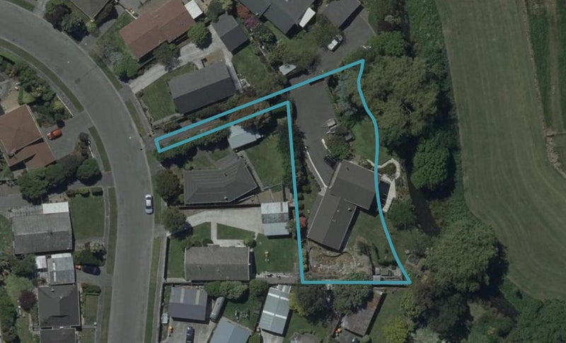 8 Bidwell Place, Hillmorton, Christchurch - Carousel 1