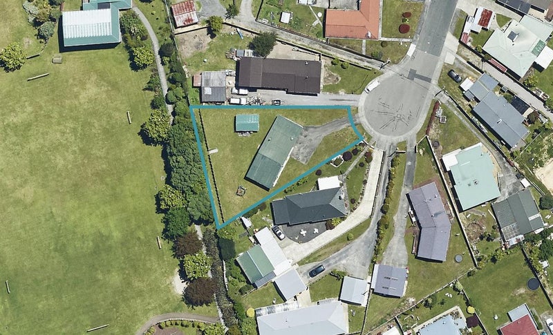 15 Tudor Place, Koutu, Rotorua - Carousel 1