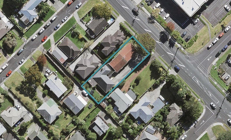 82 Sunnybrae Road, Hillcrest, Auckland - Carousel 1