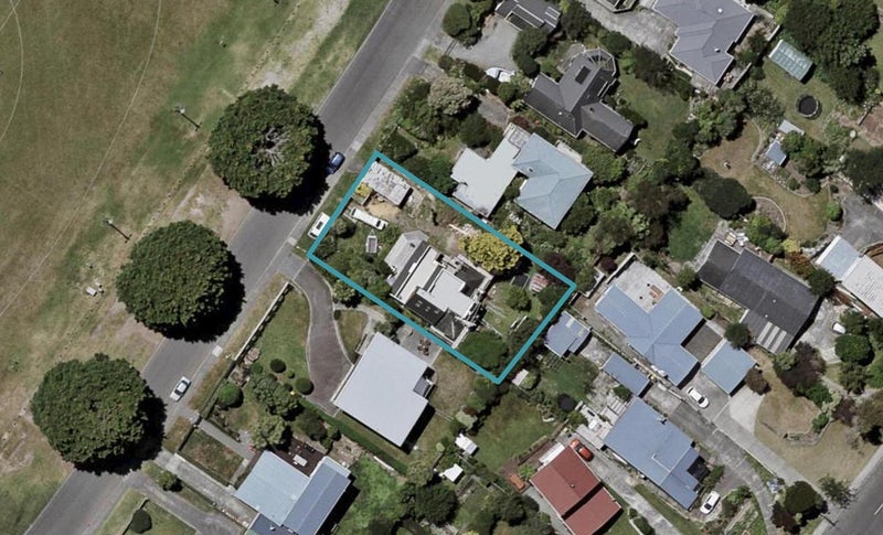 26 Weka Road, Raumati Beach, Paraparaumu - Carousel 1