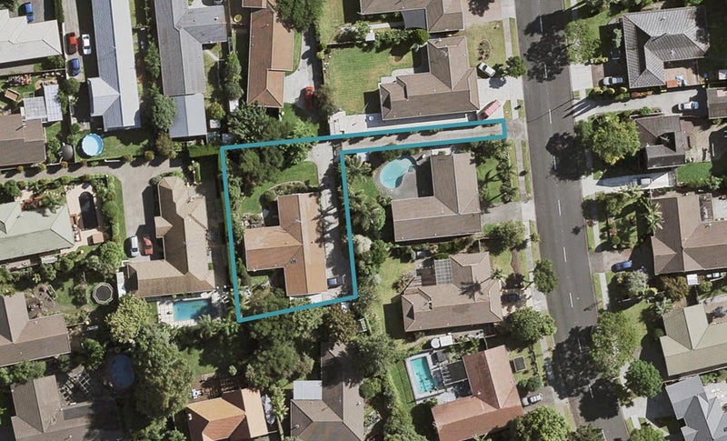 42 Brylee Drive, Conifer Grove, Takanini - Carousel 1