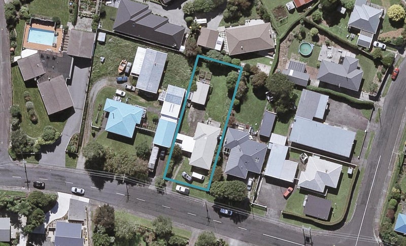 225 Huatoki Street, Upper Vogeltown, New Plymouth - Carousel 1