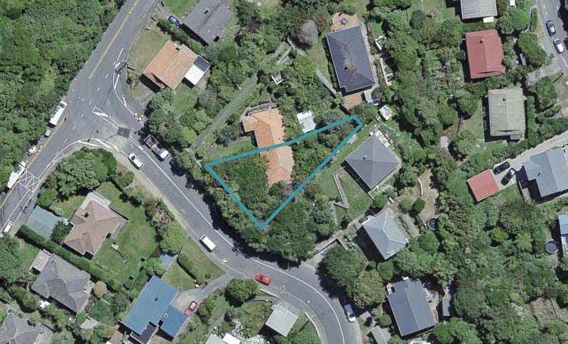 61 Sunshine Avenue, Karori, Wellington - Carousel 1