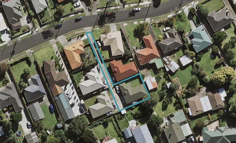 15B Fairview Road, Papatoetoe, Auckland - Carousel 1
