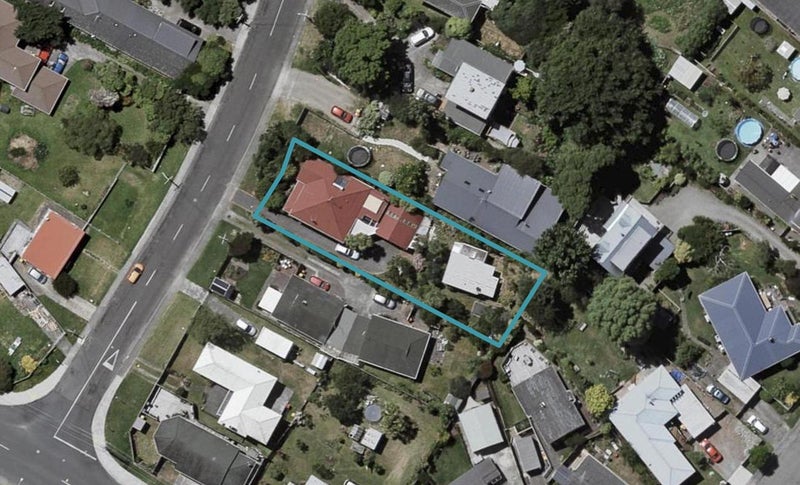 6 Kiwi Road, Raumati Beach, Paraparaumu - Carousel 1