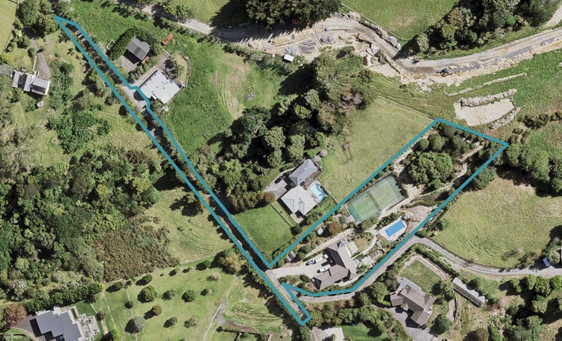 33 Murphys Road, Totara Park, Auckland - Carousel 1